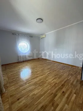 Аренда Дом, 4-комн.: город Бишкек, Карла Маркса — за 264 000 ⃀