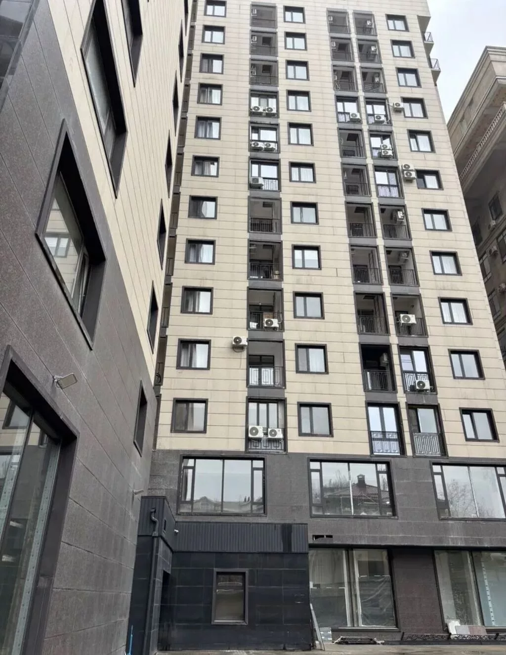 Продажа офисов 28 м², Без ремонта, Многоэтажное здание, 9 этаж