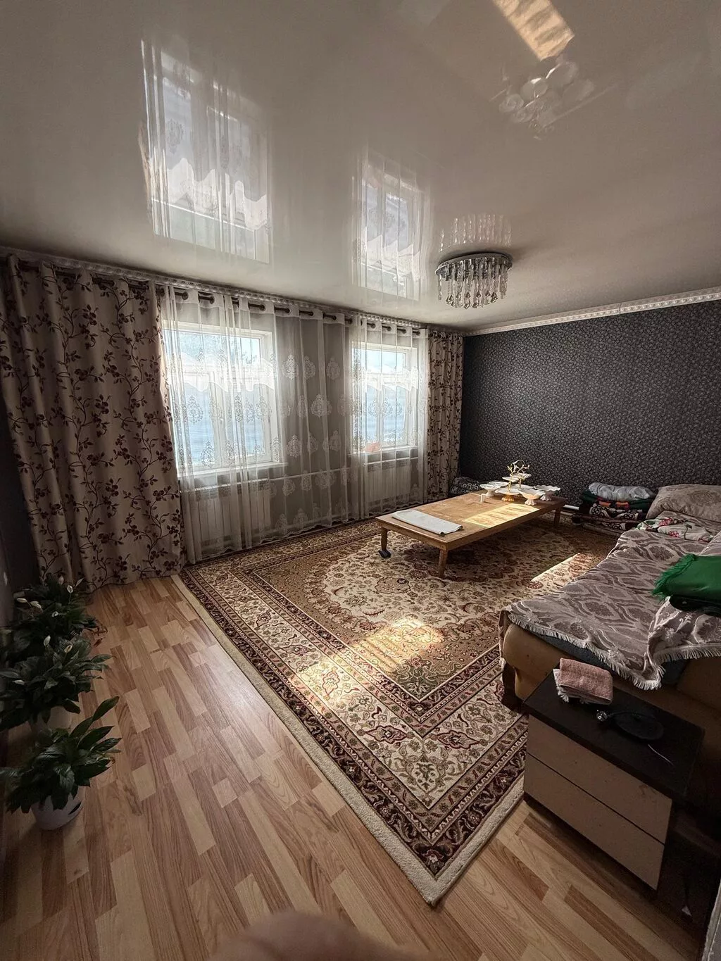200 м², 5 комнат, ул. Алматинка / Салиева