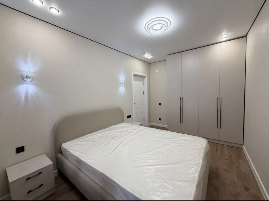 2 комнаты, 55 м², Пишпек Элитка, 6 этаж, Свежий ремонт