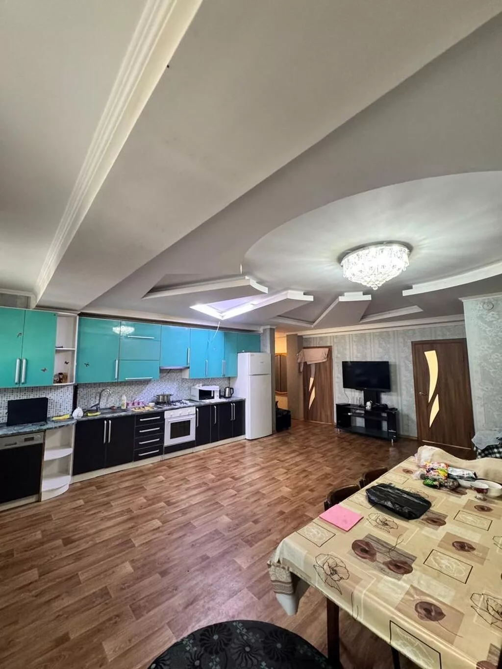 3 комнаты, 88 м², Элитка, 2 этаж, Косметический ремонт