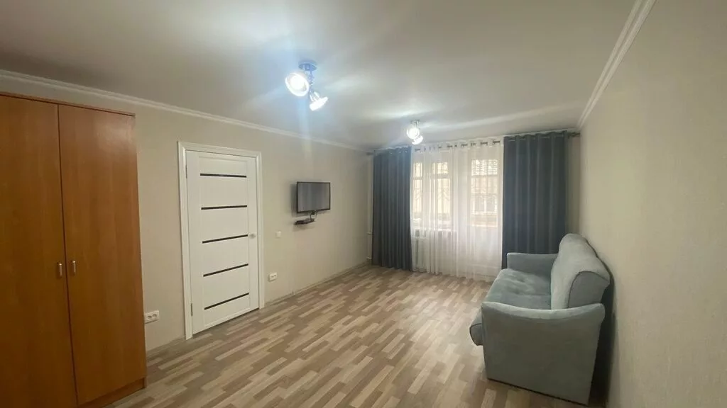 1 комната, 29 м², Политех Хрущевка, 2 этаж, Евроремонт