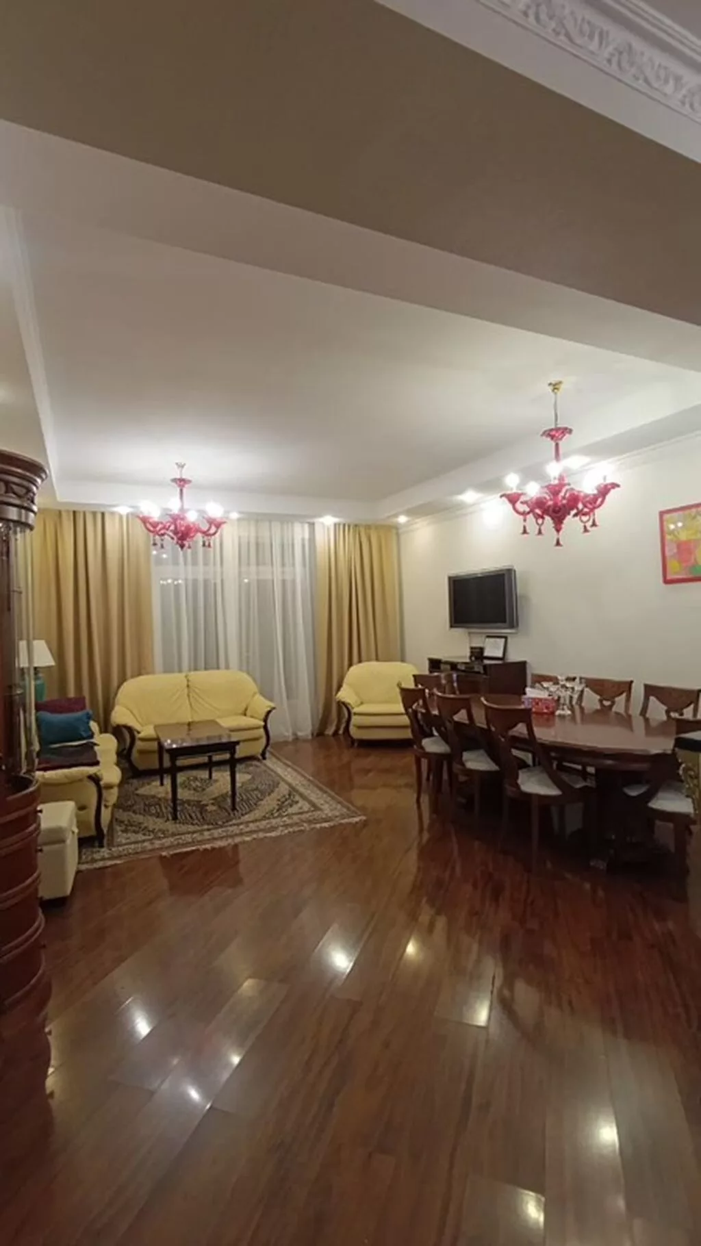 4 комнаты, 268 м², Элитка, 2 этаж