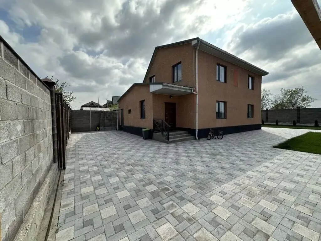 🏡 СРОЧНО ПРОДАЁТСЯ ДОМ В ОТЛИЧНОЙ ЛОКАЦИИ! 📍 район АК- ОРГО Первая