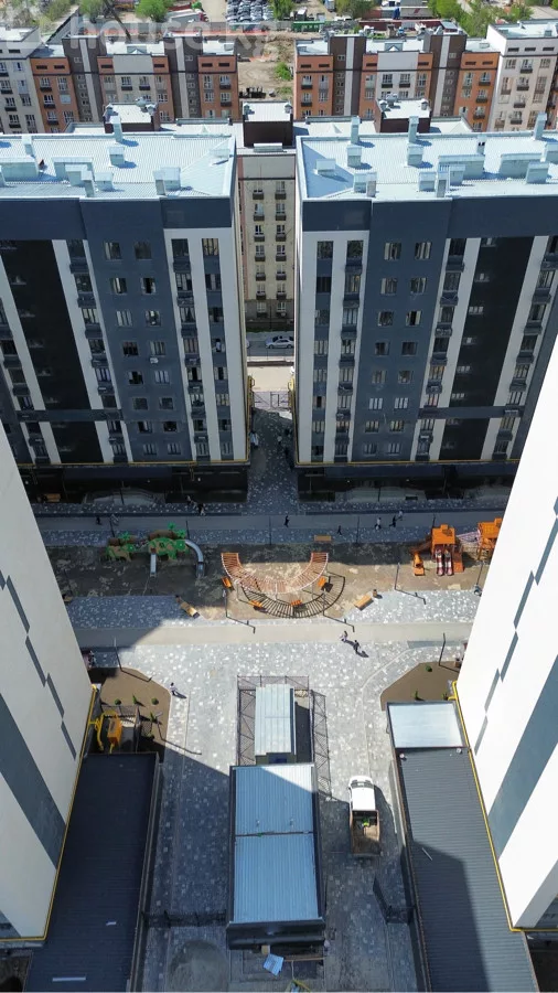 Продажа Коммерческая недвижимость: город Бишкек, АЮ Grand — за 4 817 450 ⃀