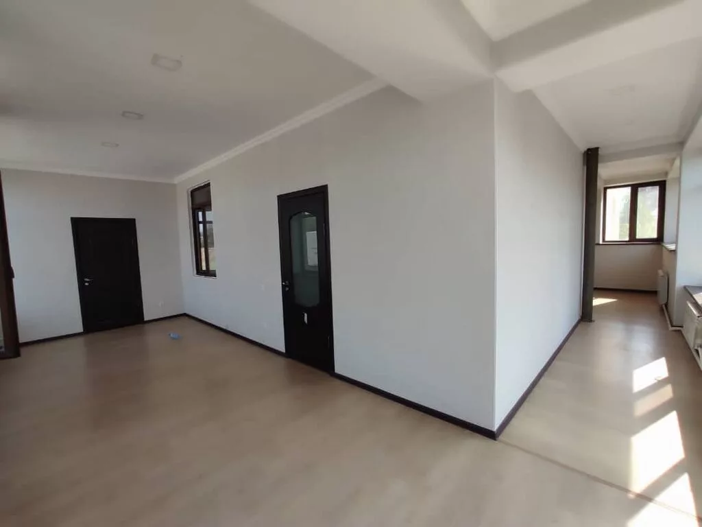 450 м², 6 комнат и более, Без животных