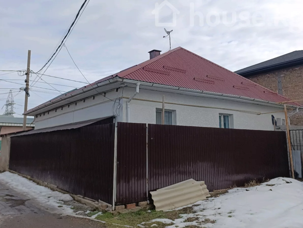 Продажа, дом, 5-комн.: Чуйская область / Бишкек, город Бишкек, Кок-Жар ж/м — за 15 328 250 сом