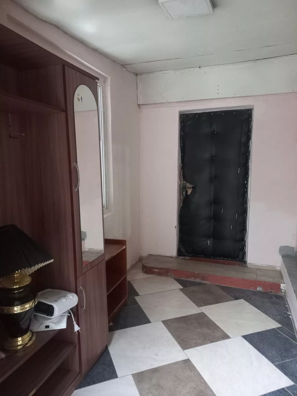 20 го Ноября, Сдаётся дом в районе Алматинка Жибек-жолу. 2 жилой