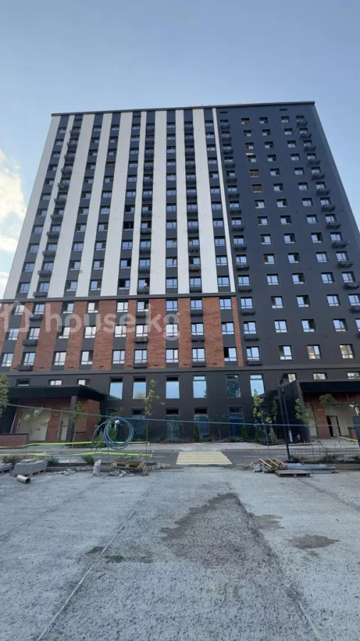 Продажа, 2-комн. квартира: Чуйская область / Бишкек, город Бишкек, Московская - Уметалиева — за 9 811 200 сом