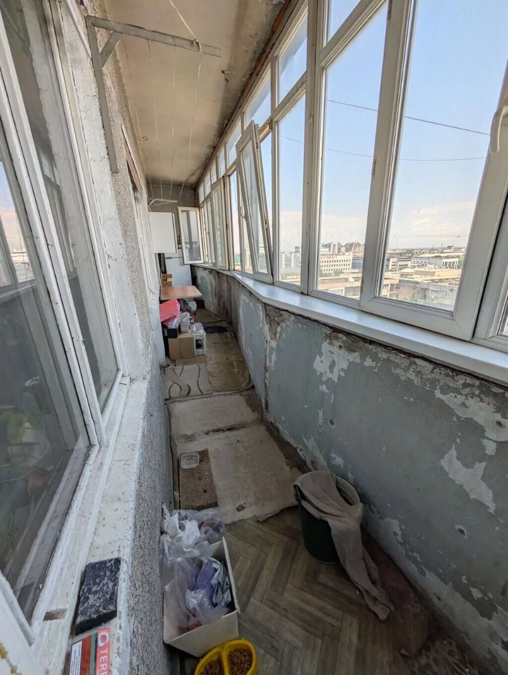 3 комнаты, 82 м², Юг-2 мкр Индивидуалка, 9 этаж, Старый ремонт