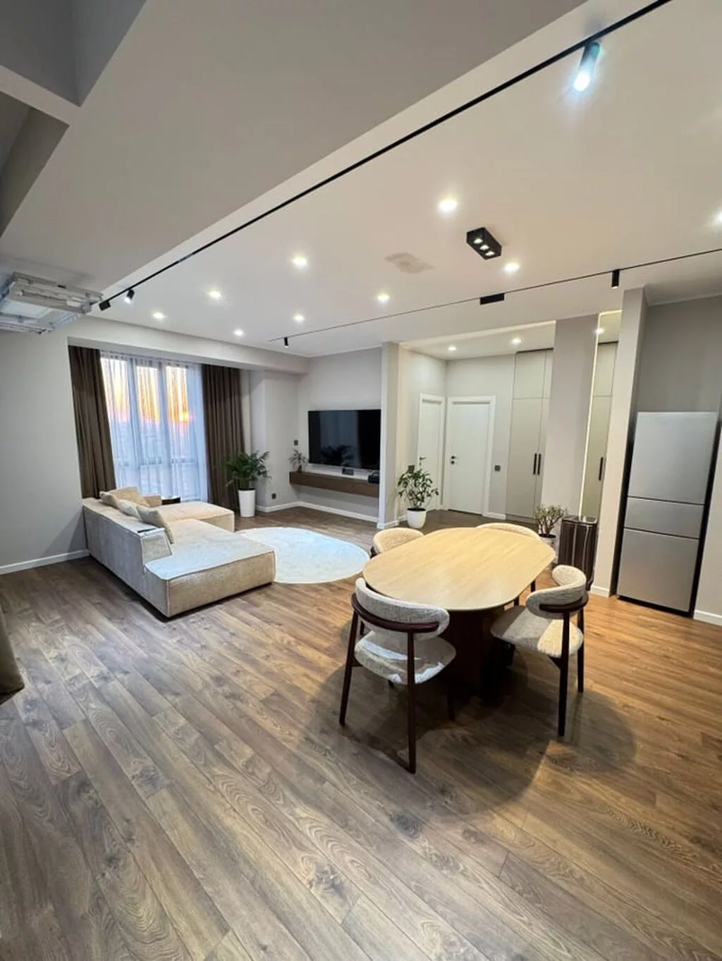 2 комнаты, 77 м², Арча-Бешик ж/м Элитка, 6 этаж, Евроремонт