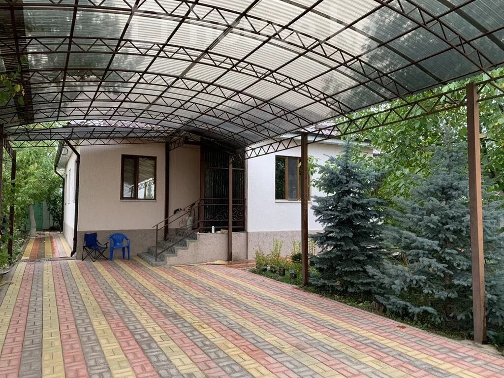 4 комнаты, 147 м², 8 соток, Бишкек, Собственник