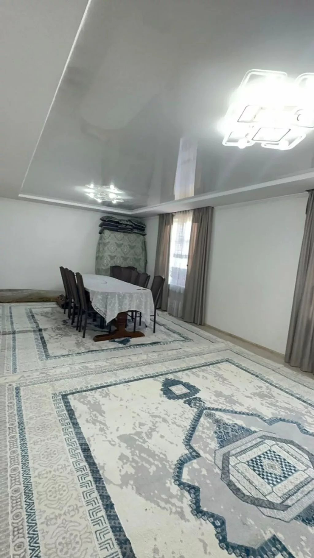 4 комнаты, 180 м², 5 соток, Кунтуу, Агентство недвижимости