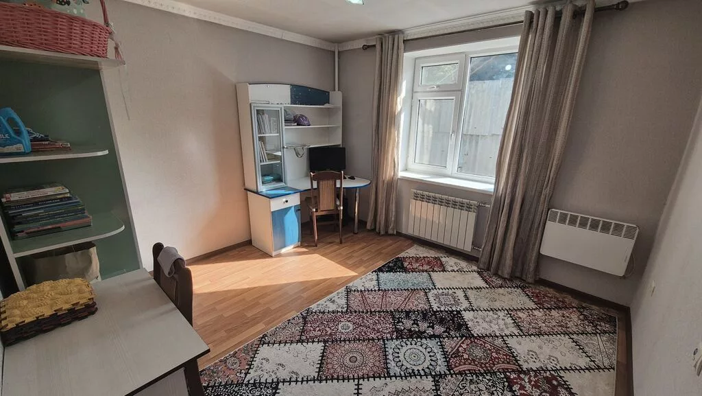 220 м², 6 комнат и более