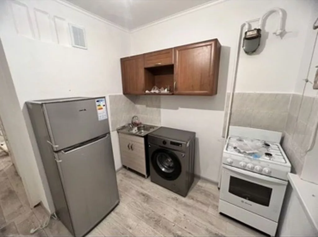 2 комнаты, 43 м², 7 мкр 104 серия, 4 этаж, Евроремонт