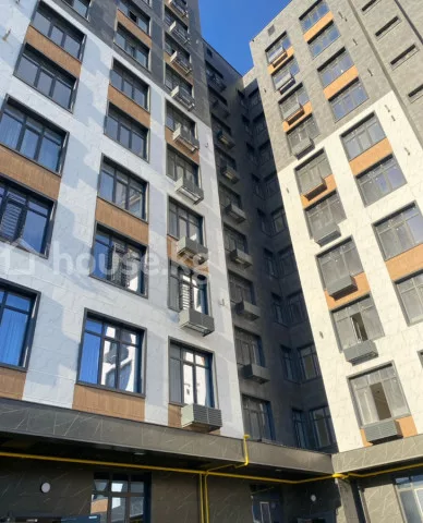 Аренда, 3-комн. квартира: Чуйская область / Бишкек, город Бишкек, Мадина - на долгий срок — за 96 360 сом