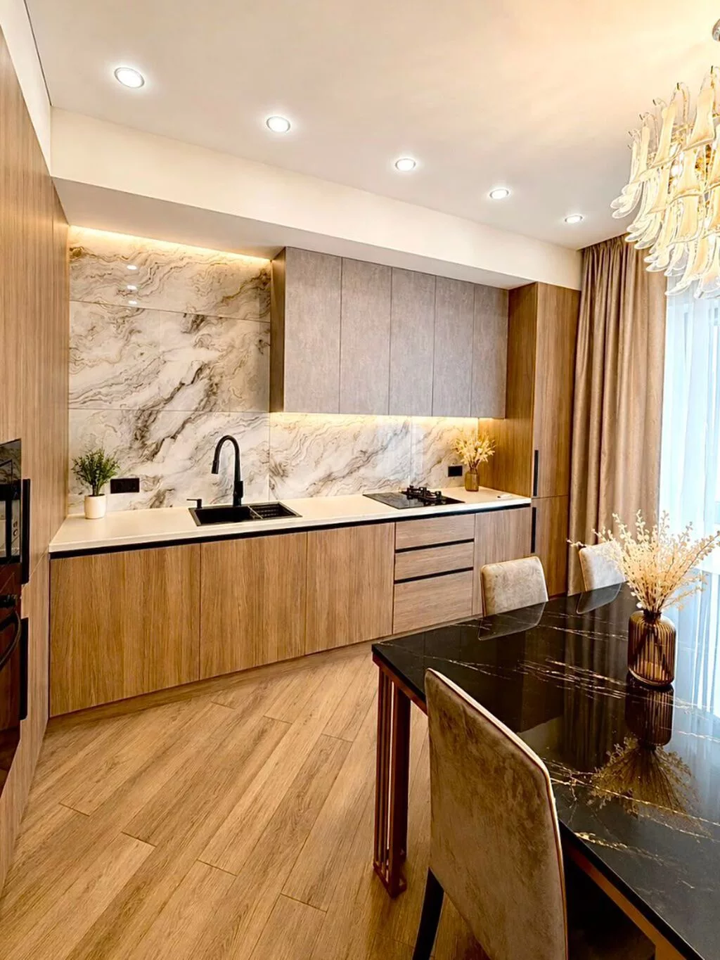 3 комнаты, 80 м², Юг-2 мкр Элитка, 15 этаж, Дизайнерский ремонт