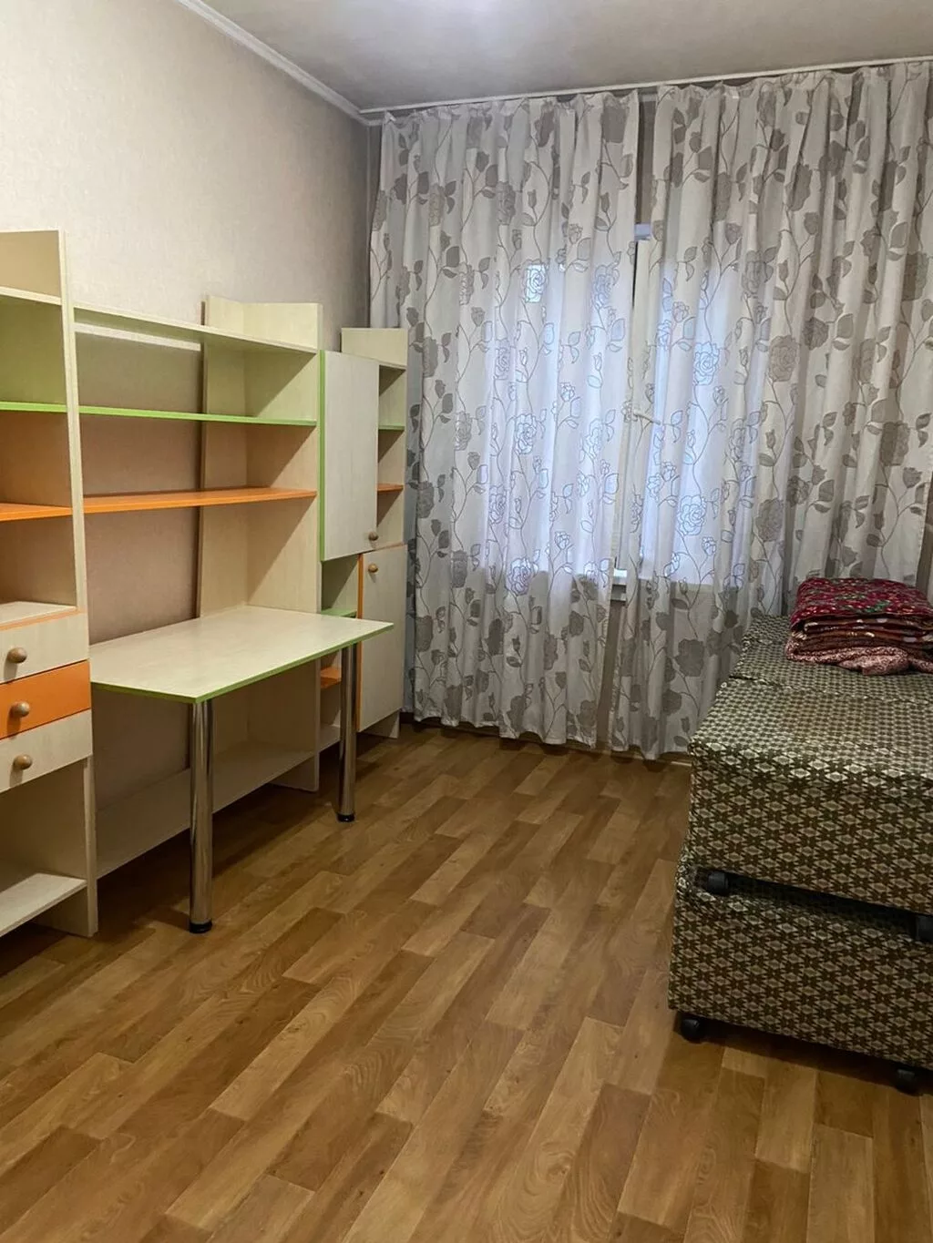 3 комнаты, Таатан ТЦ Собственник, Семейным
