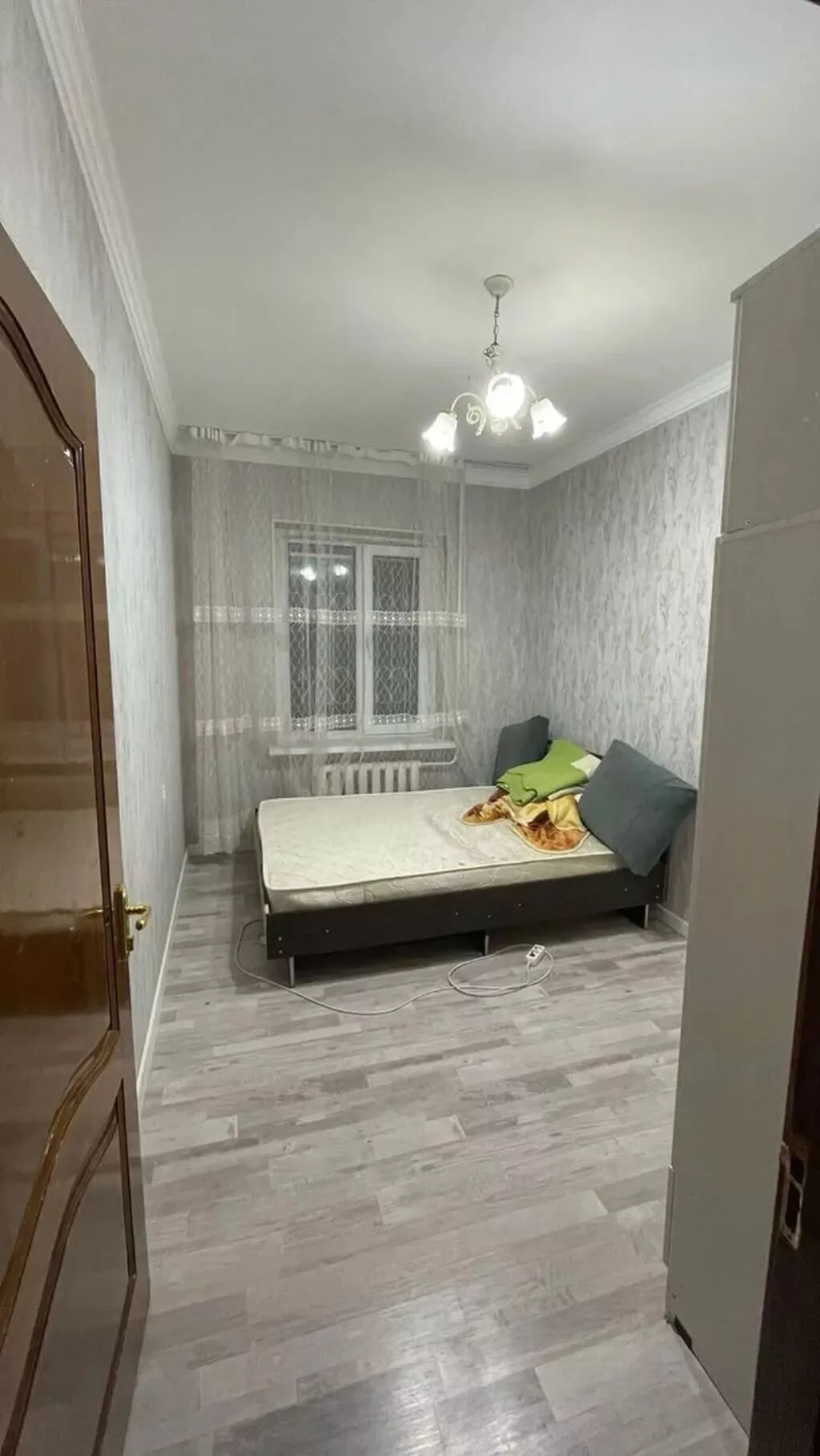 2 комнаты, 63 м², 12 мкр 105 серия, 1 этаж, Косметический ремонт