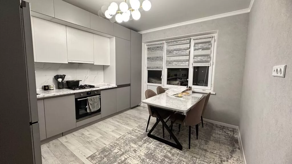 3 комнаты, 85 м², Кок-Жар мкр 106 серия улучшенная, 5 этаж, Евроремонт