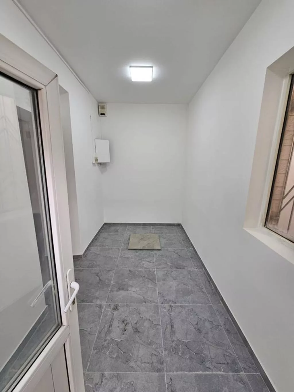 Сдаю Офис целиком: 64 м², В жилом комплексе, С ремонтом, С отдельным входом