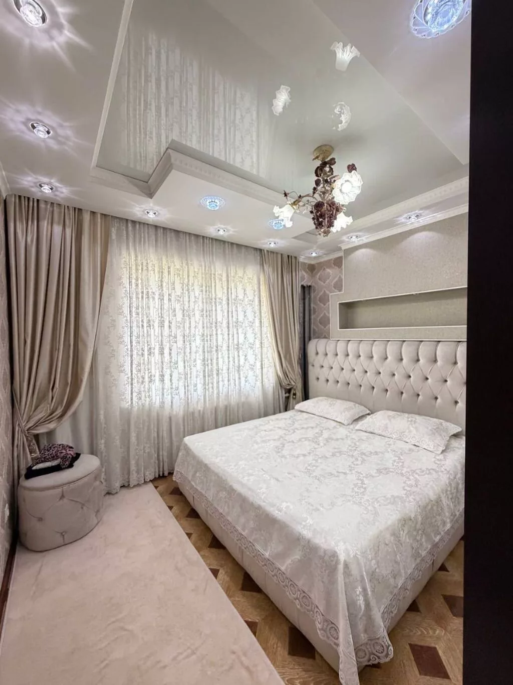 4 комнаты, 76 м², 8 мкр 106 серия улучшенная, 6 этаж, Свежий ремонт