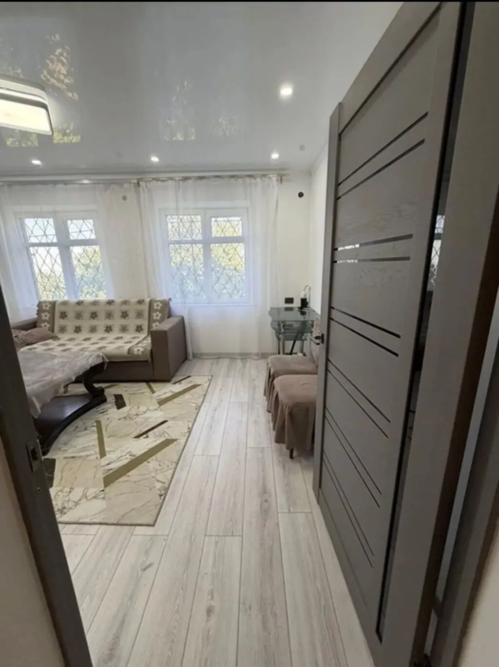 3 комнаты, 100 м², 10 соток, Бишкек, Кок-Жар мкр Агентство недвижимости