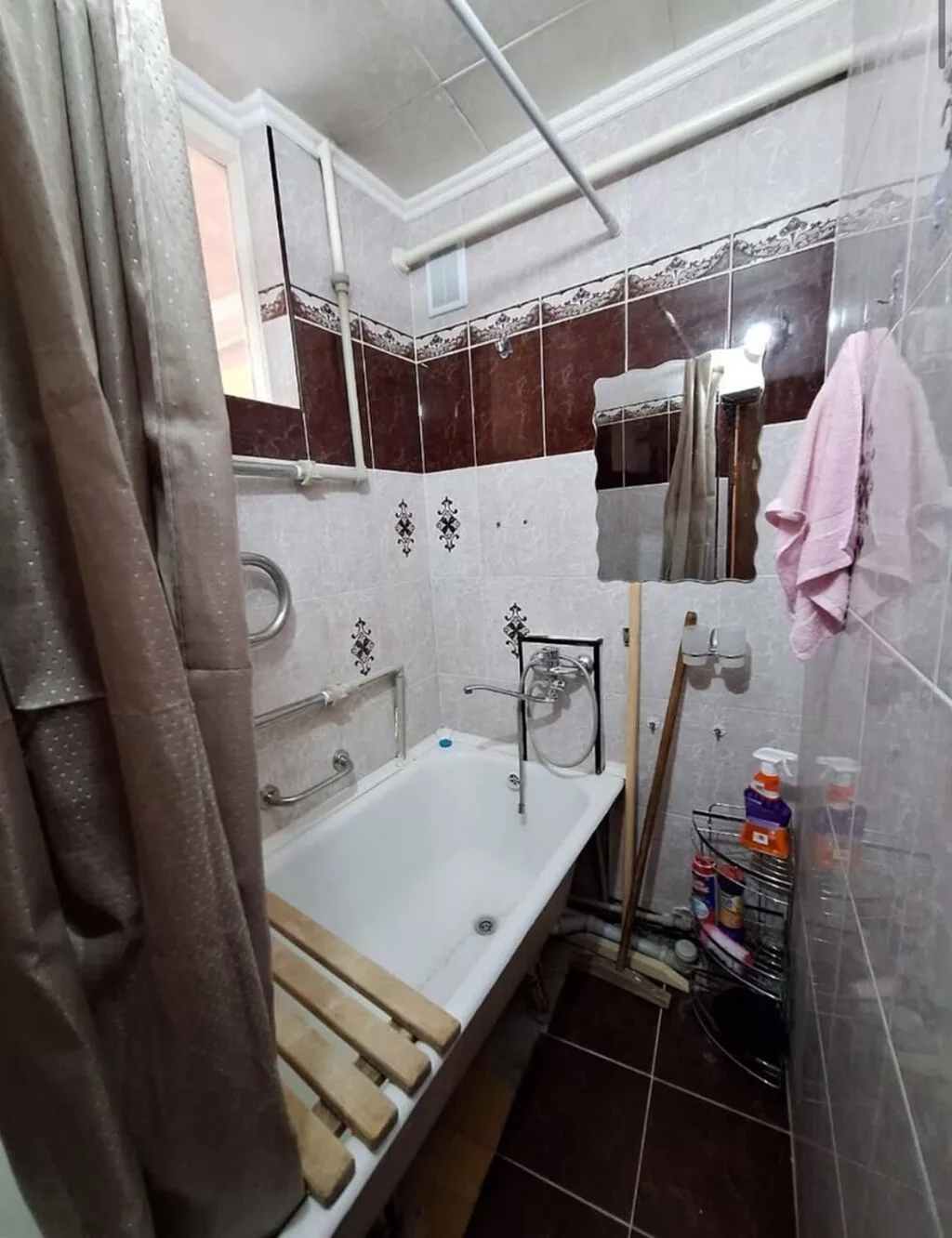 2 комнаты, 44 м², 8 мкр 104 серия, 1 этаж, Евроремонт