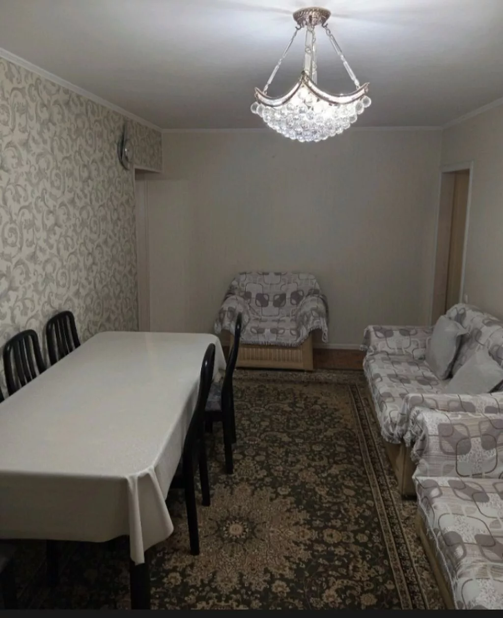 3 комнаты, 8 мкр Собственник, Семейным, от 1 года, С мебелью полностью