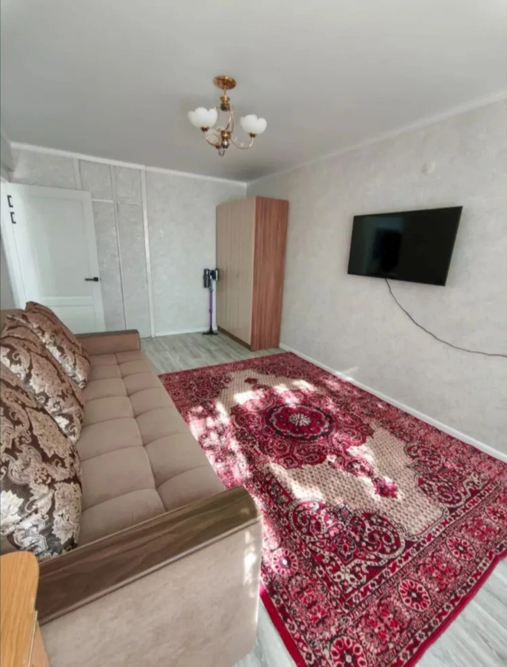 1 комната, Восток-5 мкр Собственник, Студентам, от 6 месяцев, С мебелью полностью