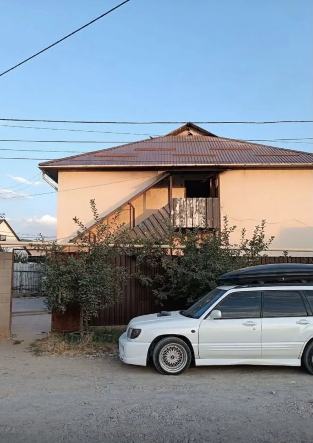 14 м², С мебелью частично
