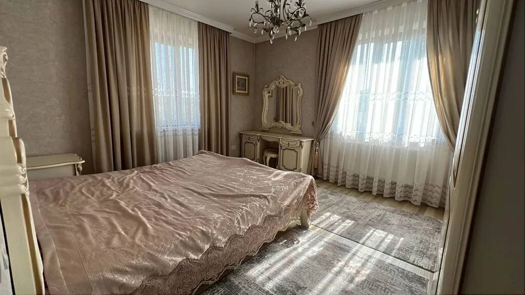 350 м², 6 комнат, Без животных