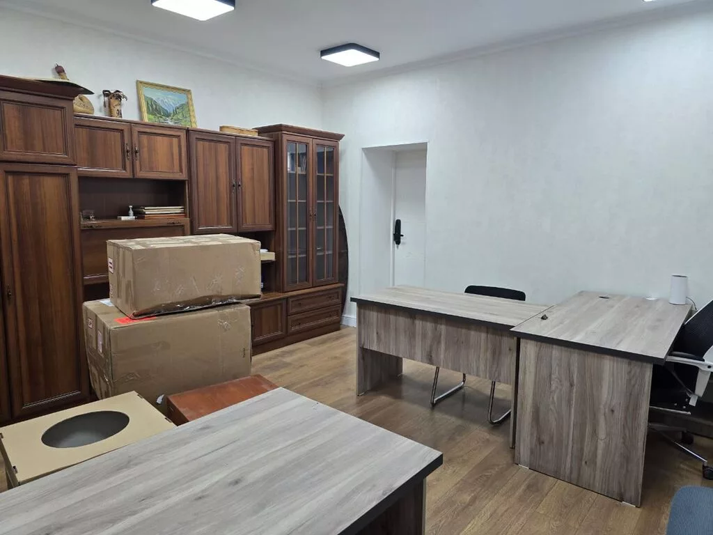 Аренда офисов, 54 м², В административном здании, 1 линия