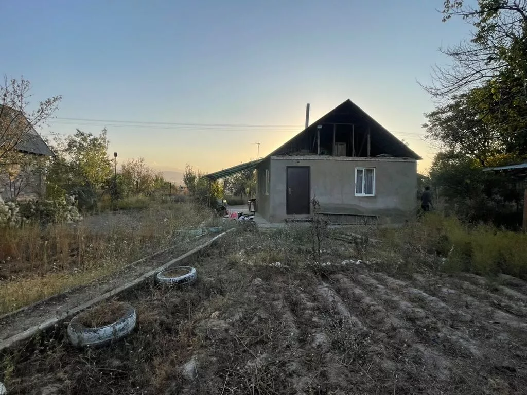 2 комнаты, 5 м², 5 соток, Восток