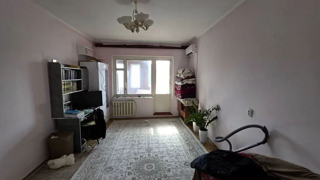 1 комната, 40 м², Аламедин-1 мкр 106 серия, 9 этаж, Старый ремонт