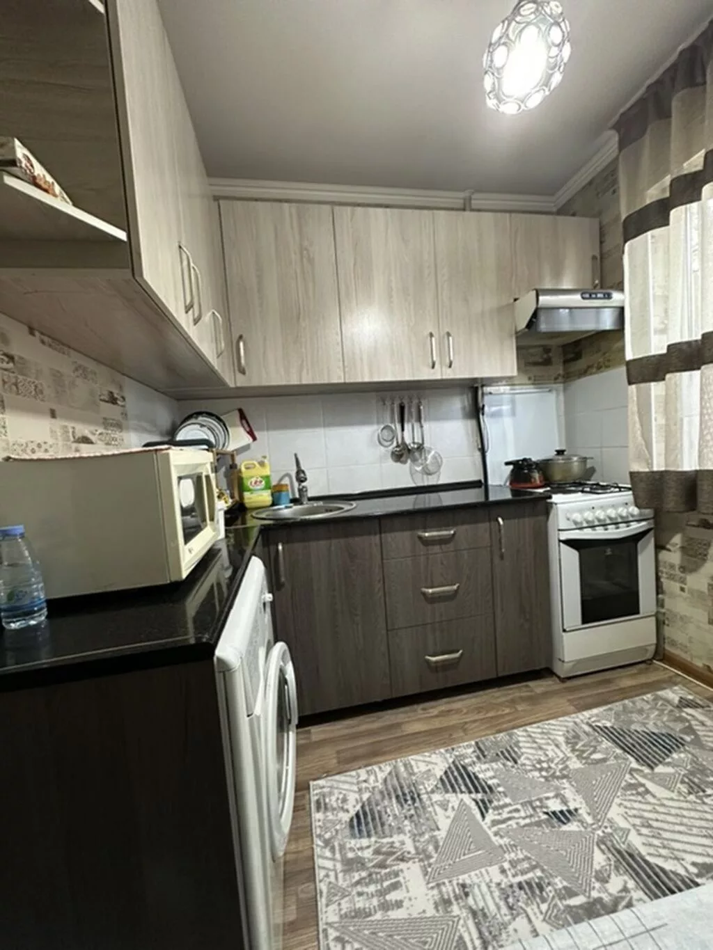 2 комнаты, 45 м², 3 мкр 104 серия, 1 этаж, Свежий ремонт