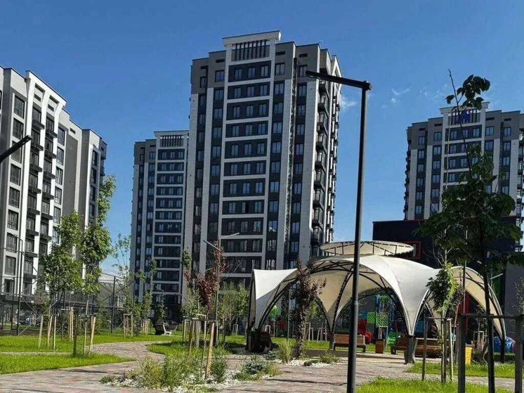 3 комнаты, 131 м², Элитка, 9 этаж, ПСО (под самоотделку)