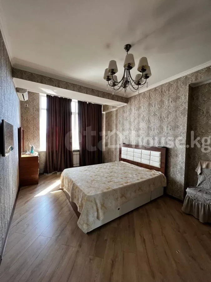 Аренда 2-комн. квартира: город Бишкек, Академия Наук — за 70 000 ⃀