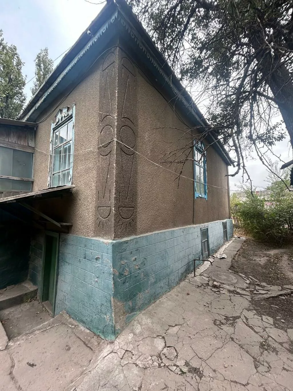 5 комнат, 80 м², 7 соток, Кара-Балта, Собственник
