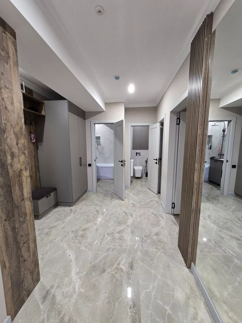 3 комнаты, 100 м², Нижний Джал (Джал-23) Элитка, 7 этаж, Дизайнерский ремонт
