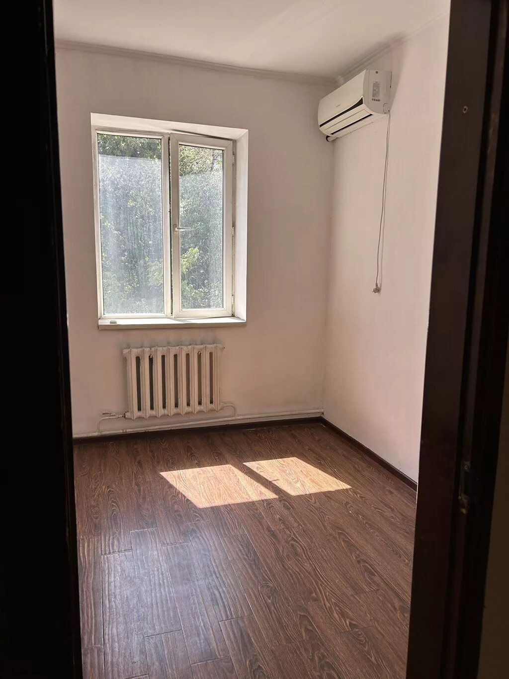 Сдаю помещение под офис, 11 кв. м. Адрес: Молодая Гвардия 62