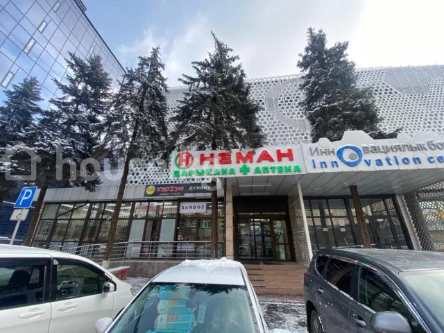 Продажа, коммерческая недвижимость: Чуйская область / Бишкек, город Бишкек, Парк Панфилова/Спартак — за 111 957 538 сом