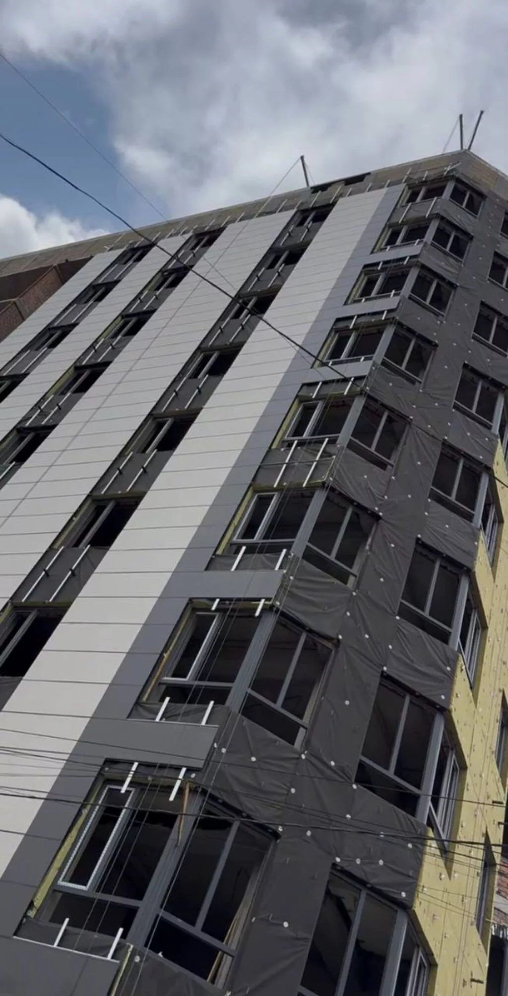 Строится, Элитка, 2 комнаты, 64 м²