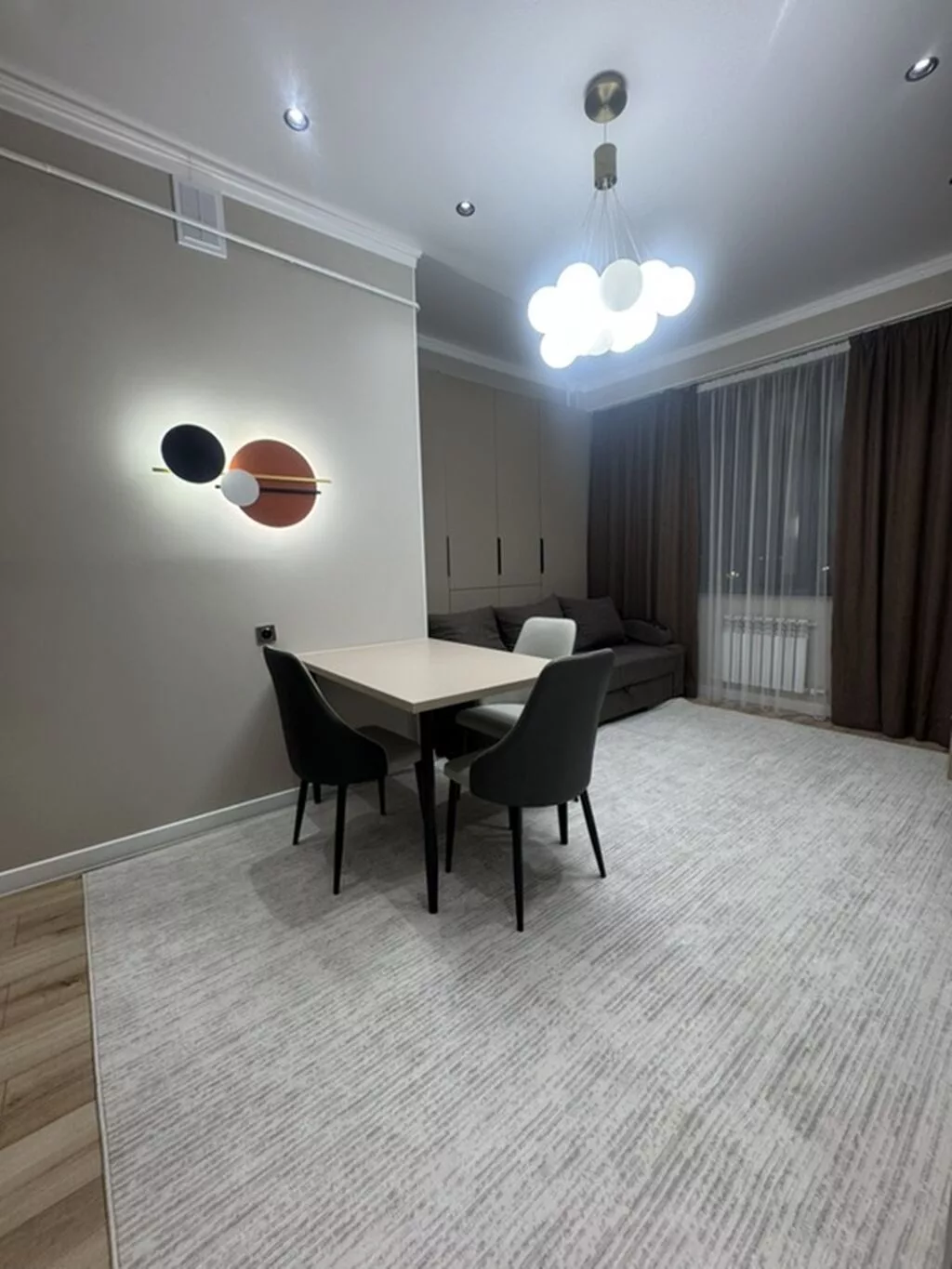 2 комнаты, 42 м², Тунгуч мкр Элитка, 13 этаж, Дизайнерский ремонт