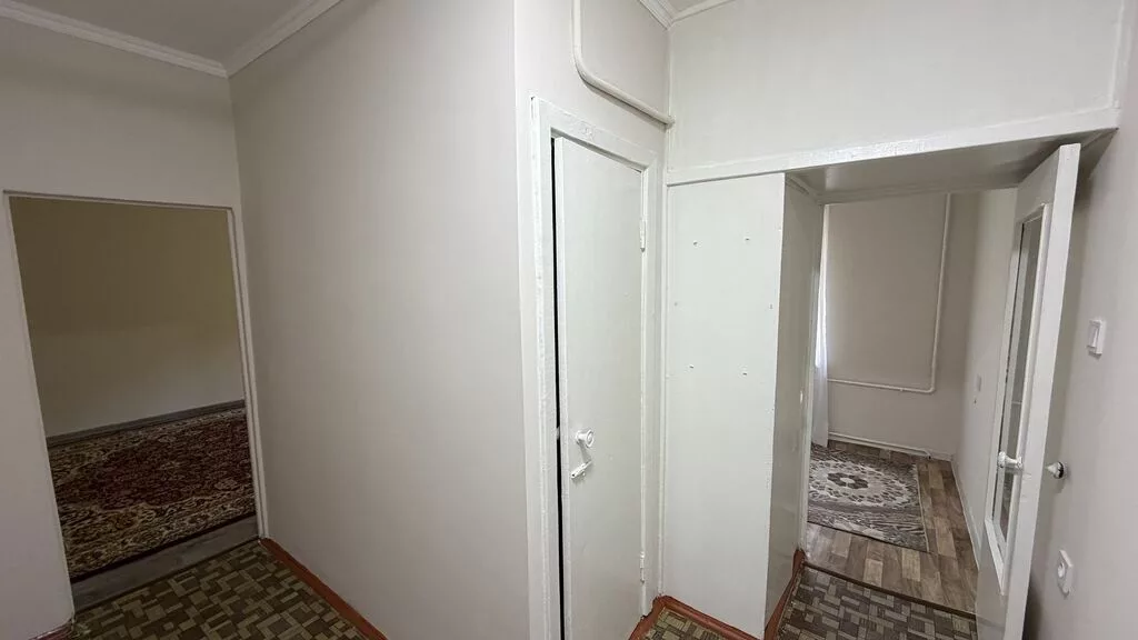 1 комната, 35 м², ул. Московская / Манаса (Белинка) 105 серия, 1 этаж, Евроремонт