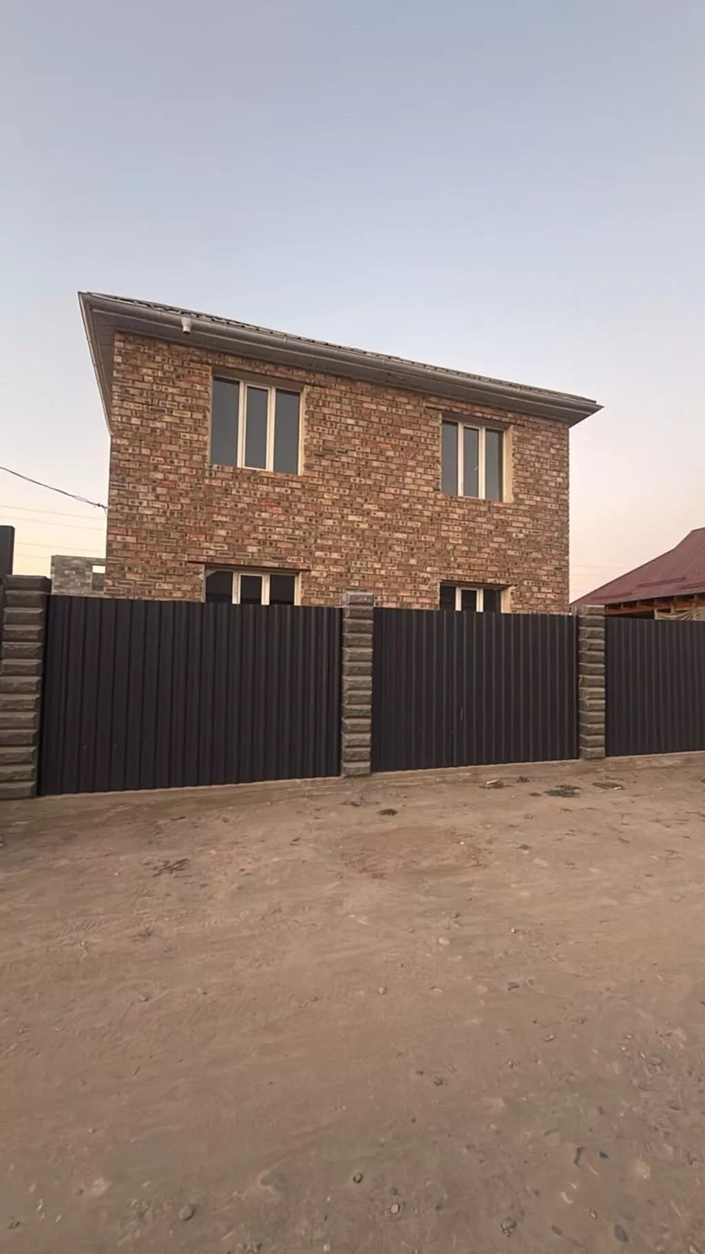 5 комнат, 240 м², 4 соток, Селекционное, Собственник