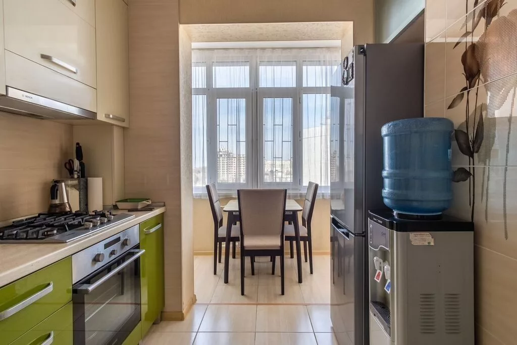 Сдаётся 2-комнатная квартира — район Юг-2 (65м2) 🏢 Этаж: 8 из 9 🛋
