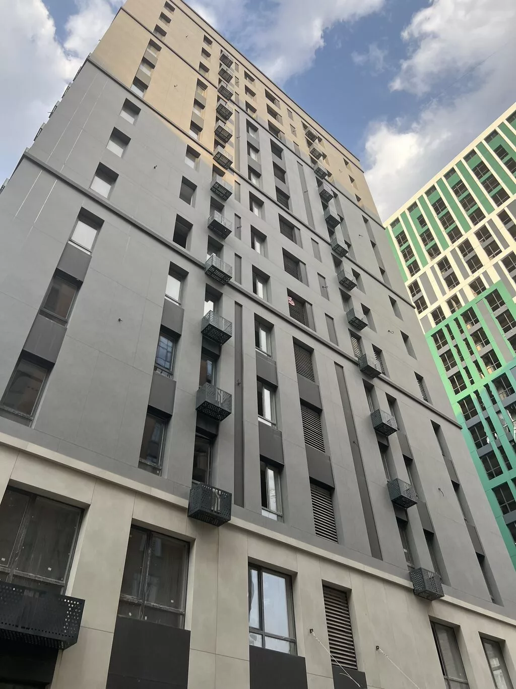 3 комнаты, 99 м², Асанбай мкр Элитка, 7 этаж, ПСО (под самоотделку)