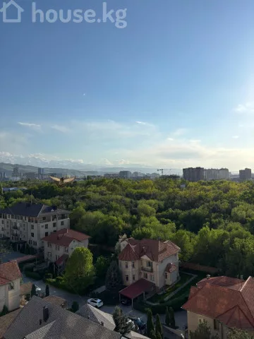 Продажа, 4-комн. квартира: Чуйская область / Бишкек, город Бишкек, Парк Ататюрк — за 21 897 500 сом