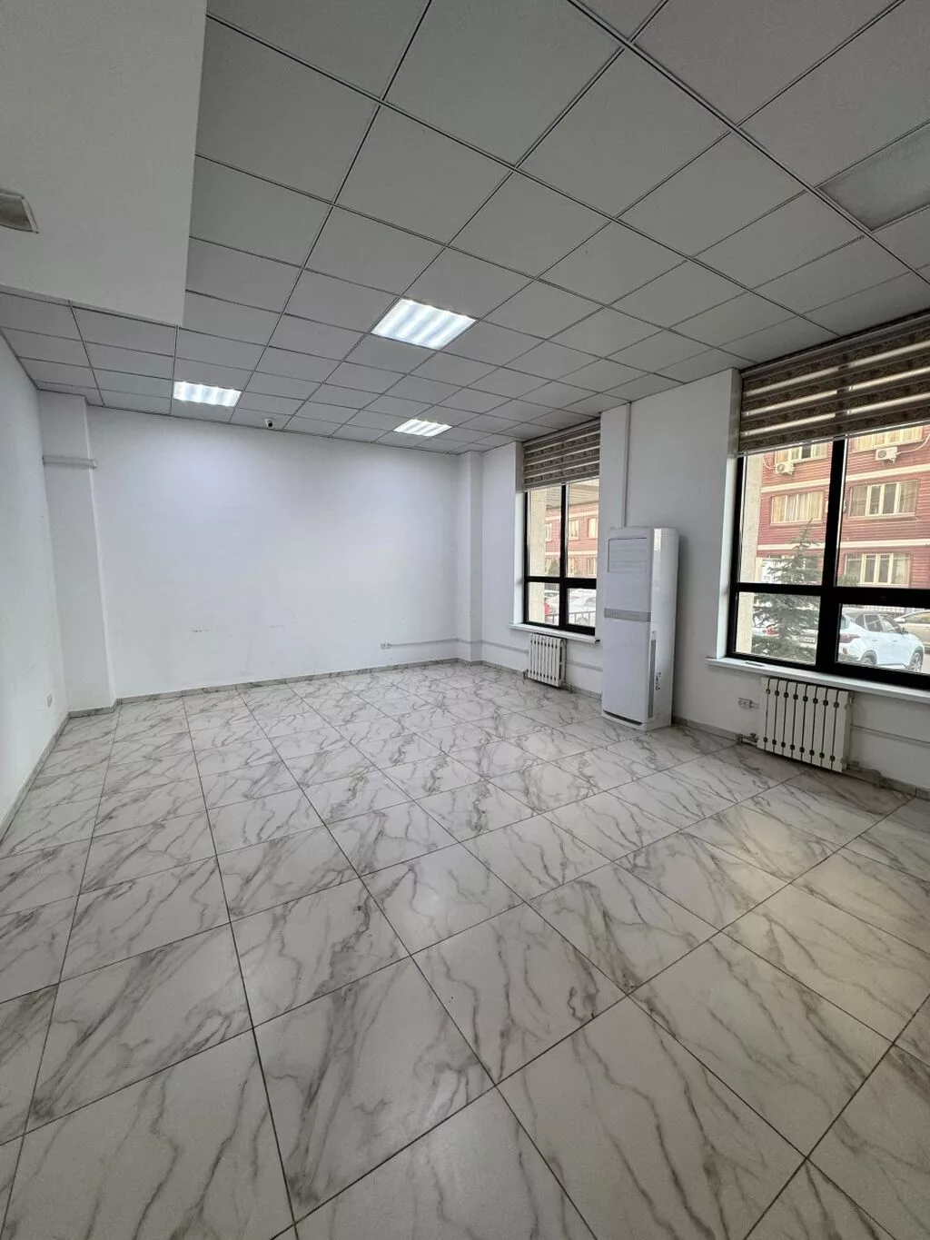 Продажа офисов 125 м², С ремонтом, Многоэтажное здание, 1 этаж